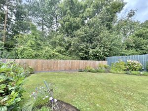 Photo 32- click for photo gallery